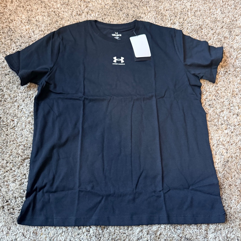 Under Armour Girls Campus Oversize SS Lockup T-Shirt Black YMD Med 1386026-002
